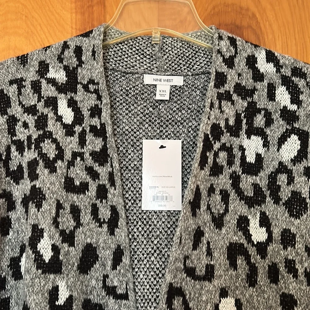 Ladies sweater coat - Picture 5 of 10